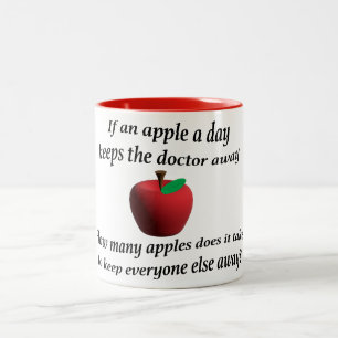 Tasse 2 Couleurs Apple par jour garde le médecin loin
