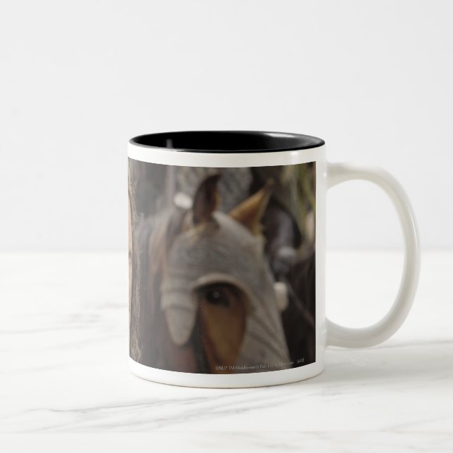 Tasse 2 Couleurs Aragorn avec cheval (Droit)