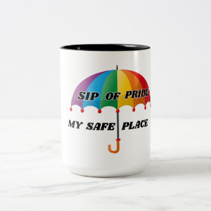 TASSE 2 COULEURS ARC-EN-CIEL FIERTE MON ENDROIT SÛR LGBTQ 445 ML.