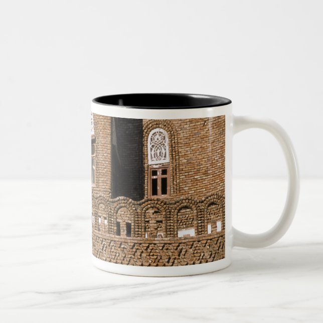 Tasse 2 Couleurs Asie, Yémen, Sanaa. Détail de l'architecture yémén (Droit)