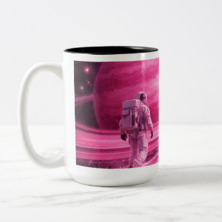 Tasse 2 Couleurs Astronaute marchant sur des anneaux roses