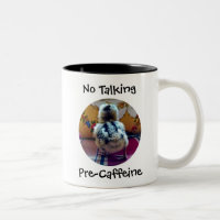 Aucun poussin parlant de bébé de Pré-Caféine