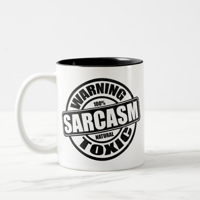 Tasse 2 Couleurs Avertissement Sarcasme toxique Phrase humoristique (Gauche)