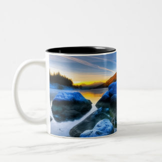 Tasse 2 Couleurs Belle Coupe de couché de soleil de la montagne ext