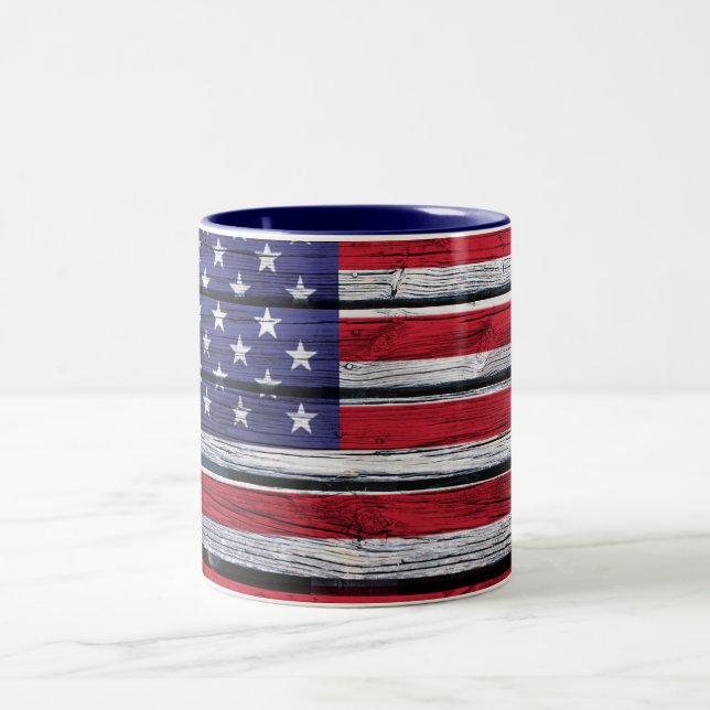 Tasse 2 Couleurs Bois rustique de drapeau américain (Centre)