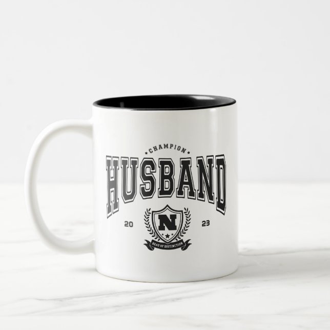 Tasse 2 Couleurs Cadeau personnalisé mari championne drôle homme (Gauche)