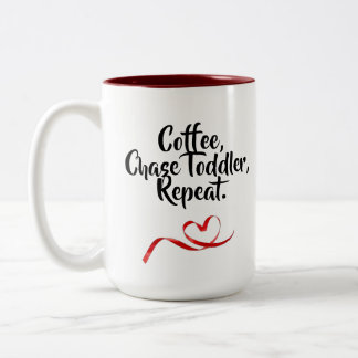 Tasse 2 Couleurs Café, enfant en bas âge de chasse, répétition