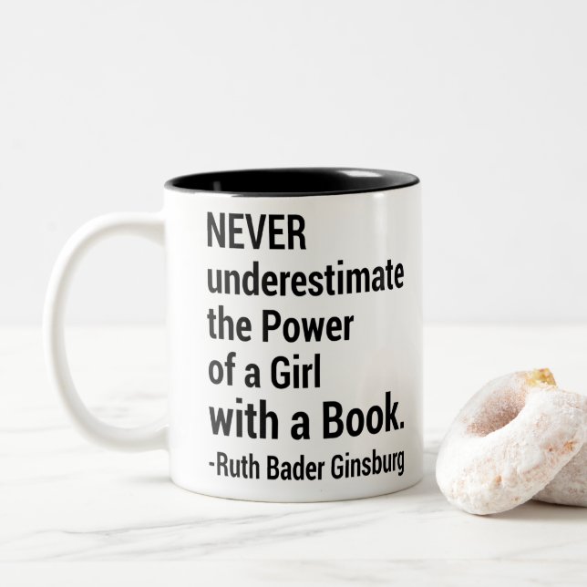 Tasse 2 Couleurs Célèbre cadeau RBG, Devis Ruth Bader Ginsburg (Avec donut)