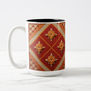 Tasse 2 Couleurs C'est une broderie de motifs