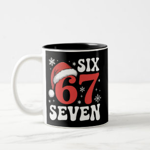 Tasse 2 Couleurs Chapeau de 67 Santa Noël Six Sept Citations Drôles