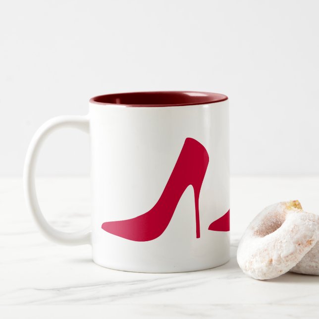 TASSE 2 COULEURS CHAUSSURES HAUT NIVEAU ROUGE ÉLÉGANTES (Avec donut)