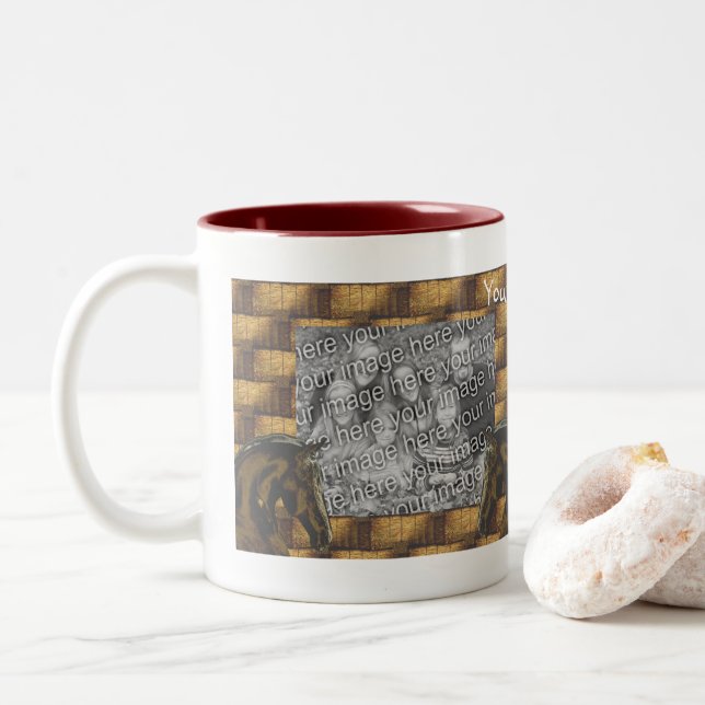 Tasse 2 Couleurs Chevaux Et Balles De Poil Photo Personnalisée (Avec donut)