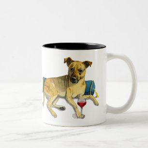 Tasse 2 Couleurs Chien Brindle mignon appréciant la peinture