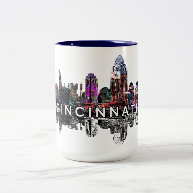 Tasse 2 Couleurs Cincinnati, Ohio en graffiti (Centre)