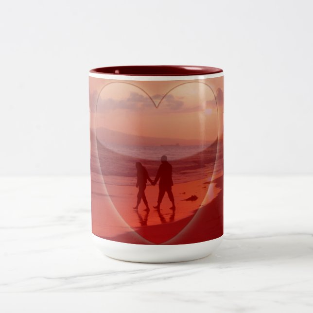 Tasse 2 Couleurs Couple sur la plage Valentine (Centre)
