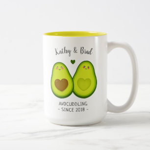 Tasse 2 Couleurs Cute Avocado Cuddle A Customisé Un Cadeau Pour Lu