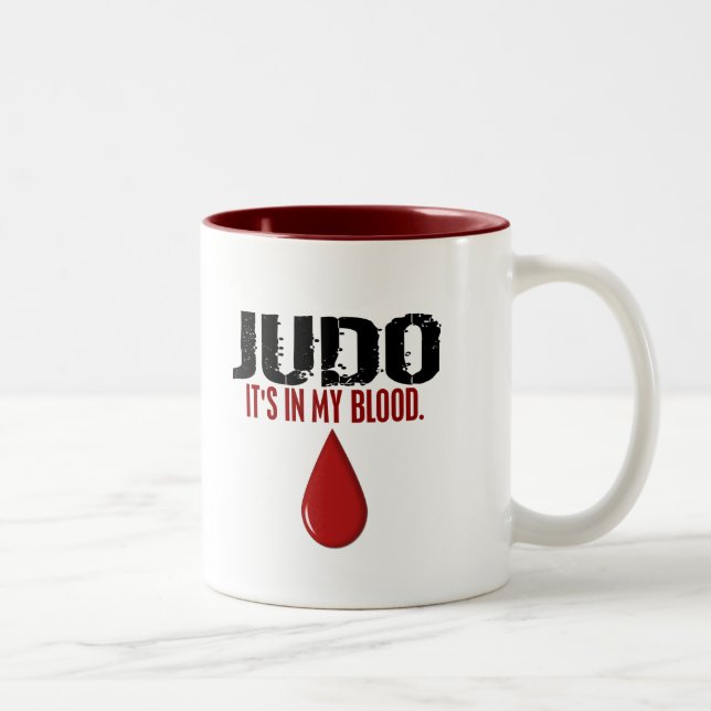 Tasse 2 Couleurs Dans mon JUDO de sang (Droit)