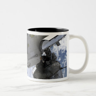 Tasse 2 Couleurs Découverte de navette spatiale ancrée