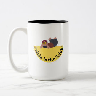 Tasse 2 Couleurs Delulu est la conception de mème drôle Solulu