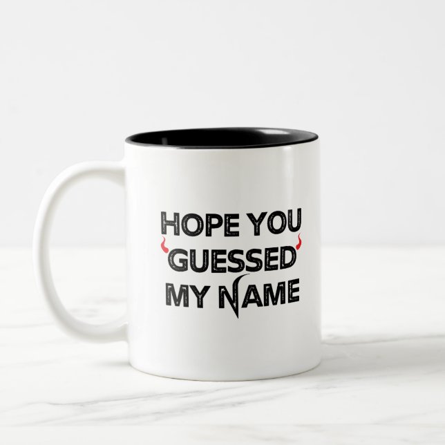 Tasse 2 Couleurs Devinez le nom du diable (Gauche)