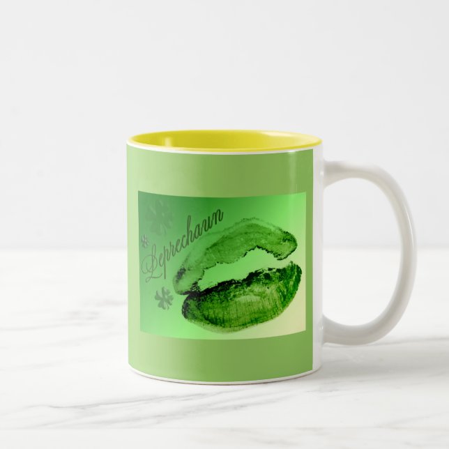Tasse 2 Couleurs Embrassé Par Un Leprechaun (Droit)