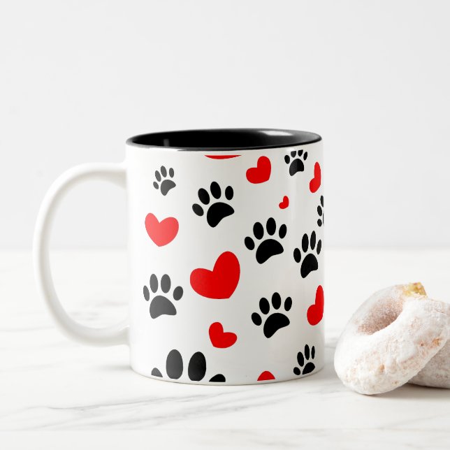 Tasse 2 Couleurs Empreintes de pattes De Chiens Random Et Coeurs Ro (Avec donut)