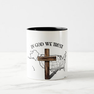 Tasse 2 Couleurs En Dieu nous avons confiance avec une croix robust
