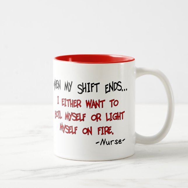 Tasse 2 Couleurs Énonciations hilares d'infirmière (Droit)