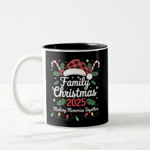 Tasse 2 Couleurs Équipe de Noël familiale 2025 Groupe familial à as
