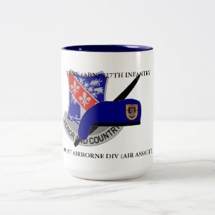 Tasse 2 Couleurs ęr INFANTERIE de MILLIARD (ABN) la 327TH ATTAQUEN