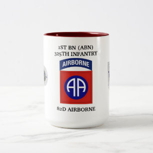Tasse 2 Couleurs ęr INFANTERIE de MILLIARD la 325TH ATTAQUENT