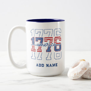 Tasse 2 Couleurs Étoiles et bandes personnalisées 1776 Anniversaire