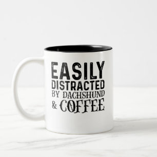 Tasse 2 Couleurs Facilement Distrait Par Dachshund Et Café