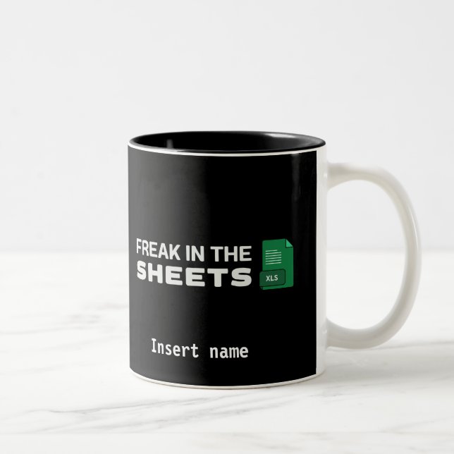 Tasse 2 Couleurs Freak dans les draps (Droit)