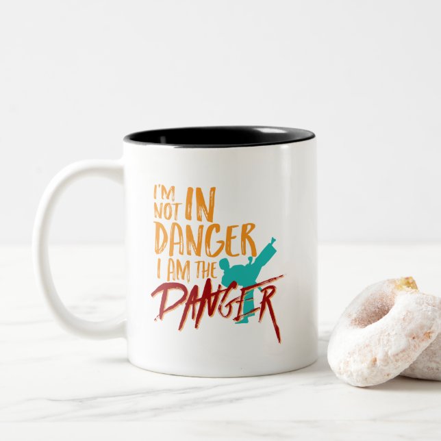 Tasse 2 Couleurs Funny Black Belt Arts Martiaux Je Suis Le Danger (Avec donut)