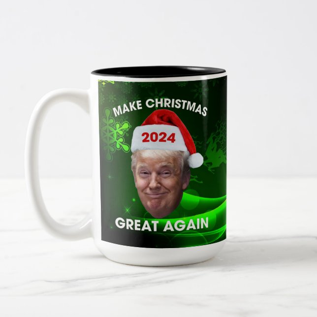 Tasse 2 Couleurs Funny Santa Trump 2024  (Gauche)