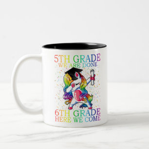Tasse 2 Couleurs Girls 5e grade Graduation Magique Unicorn Cadeau