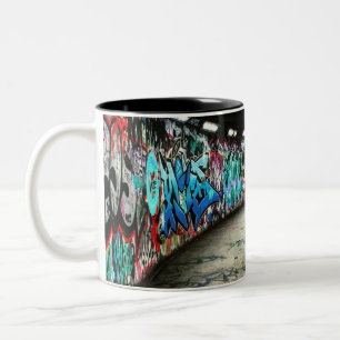 Tasse 2 Couleurs Graffiti de métro