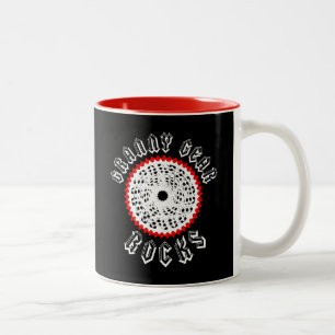 Tasse 2 Couleurs Granny Gear Rocks Cycling