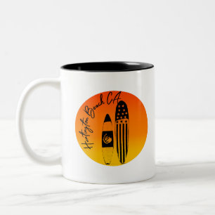 Tasse 2 Couleurs "Huntington Beach Surfboards and Sunsets"