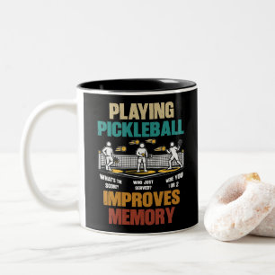 Tasse 2 Couleurs Idée cadeau drôle : jouer au pickleball améliore l
