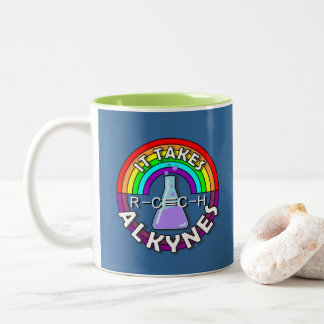 Tasse 2 Couleurs Il prend des ALCYNES ! Calembour de chimie de