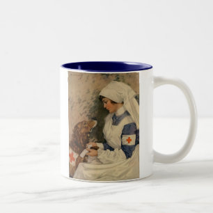 Tasse 2 Couleurs Infirmière avec le cru WW1 du golden retriever