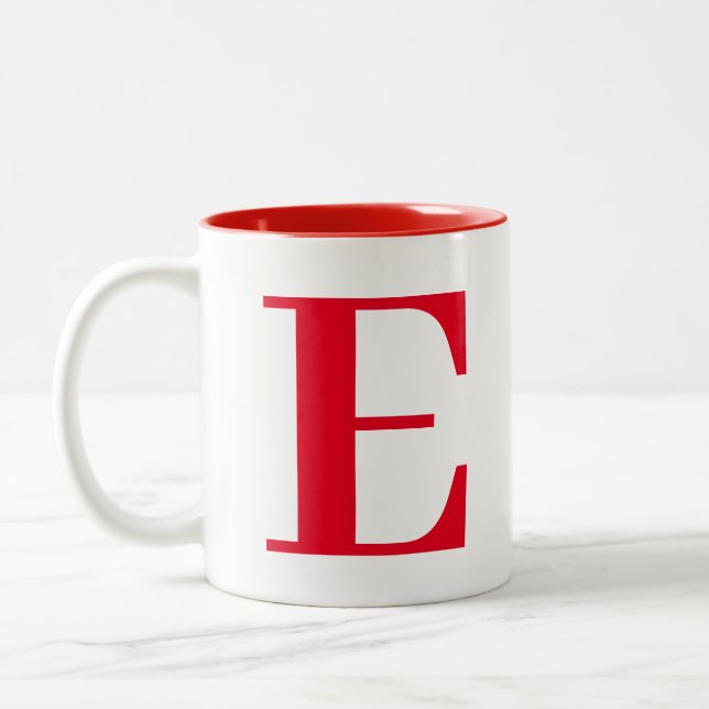 Tasse 2 Couleurs Initiales de Monogramme Rouge Moderne Personnalisé (Gauche)