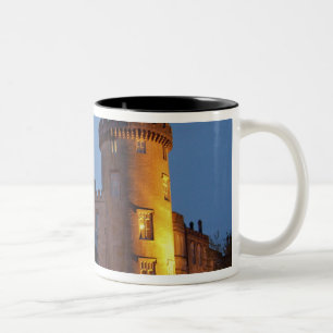 Tasse 2 Couleurs Irlande, le château de Dromoland éclairé à la 