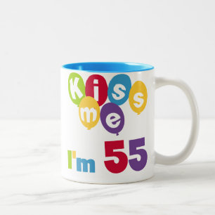 Tasse 2 Couleurs Kiss Me I'm 55 Anniversaire Tshirts et cadeaux