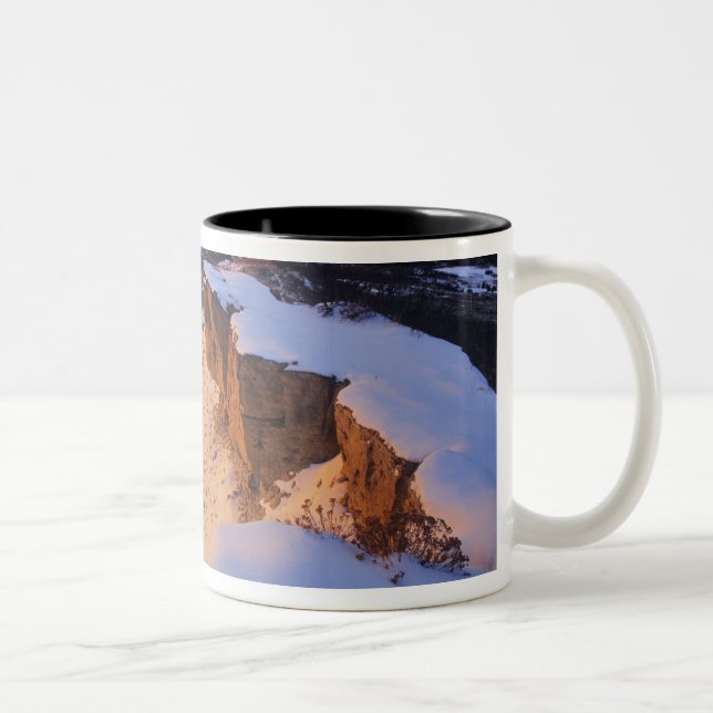 Tasse 2 Couleurs La rivière Little Missouri en hiver (Droit)