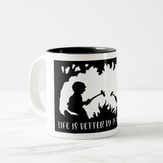Tasse 2 Couleurs La vie est meilleure au camp