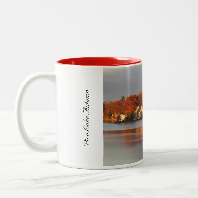 Tasse 2 Couleurs L'automne sur le lac Pine #3 (Gauche)