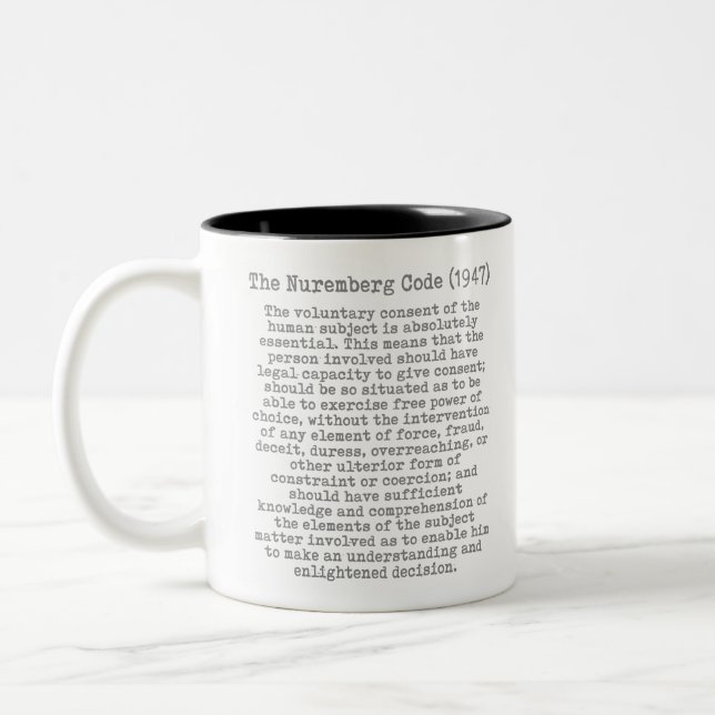 Tasse 2 Couleurs Le Code de Nuremberg (1947) (Gauche)